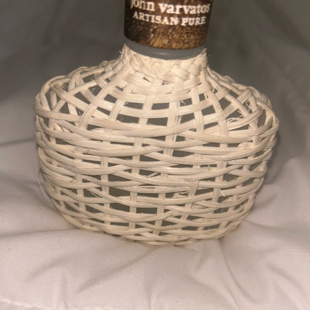 John Varvatos Woven Vase - Picture 5 of 7